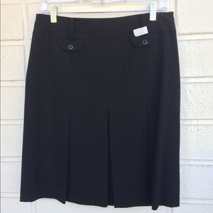 Loft black career skirt w front pleats, 21 inches